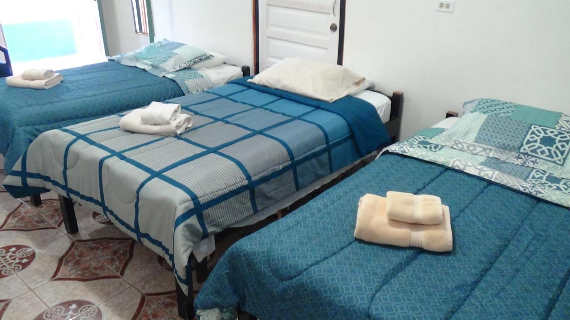 Hacienda Tropical Guest House Belmopan Room photo