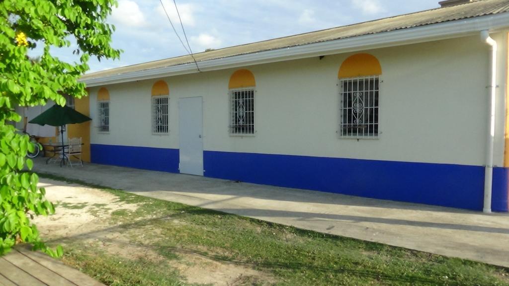 Hacienda Tropical Guest House Belmopan Exterior photo